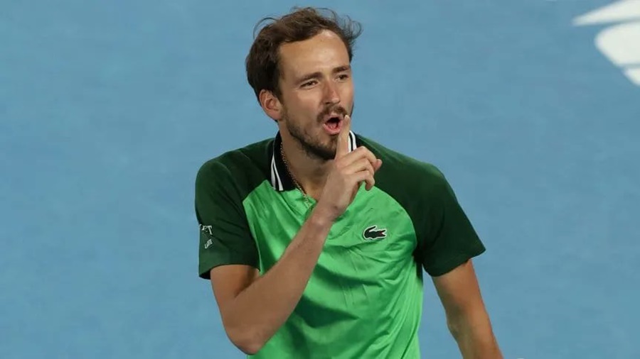 Tenis: Daniil Medvedev se lo dio vuelta a Alexander Zverev y está en la final del Australian Open