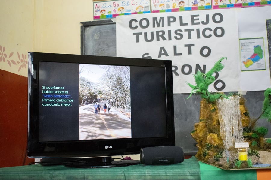 Se desarrollaron con gran participación las Instancias Zonales de la Muestra Plástica y Multimedial del Programa Conozco Misiones con mi Escuela