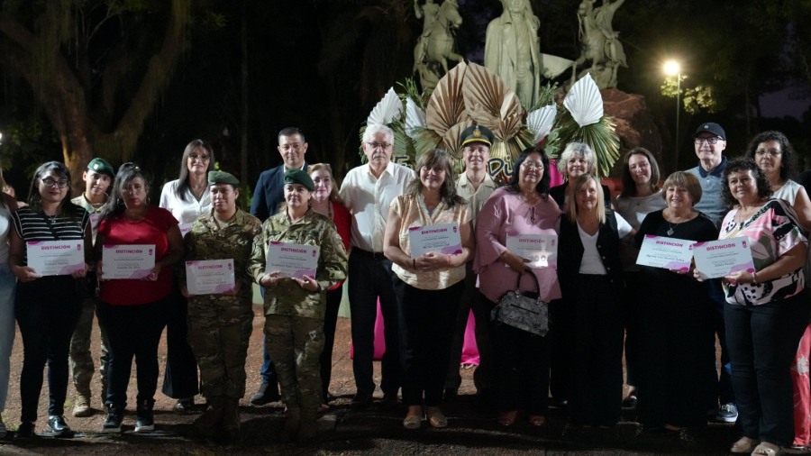 Apóstoles: En el marco del Mes Internacional de la Mujer, entregaron de distinciones a Mujeres Destacadas del Municipio