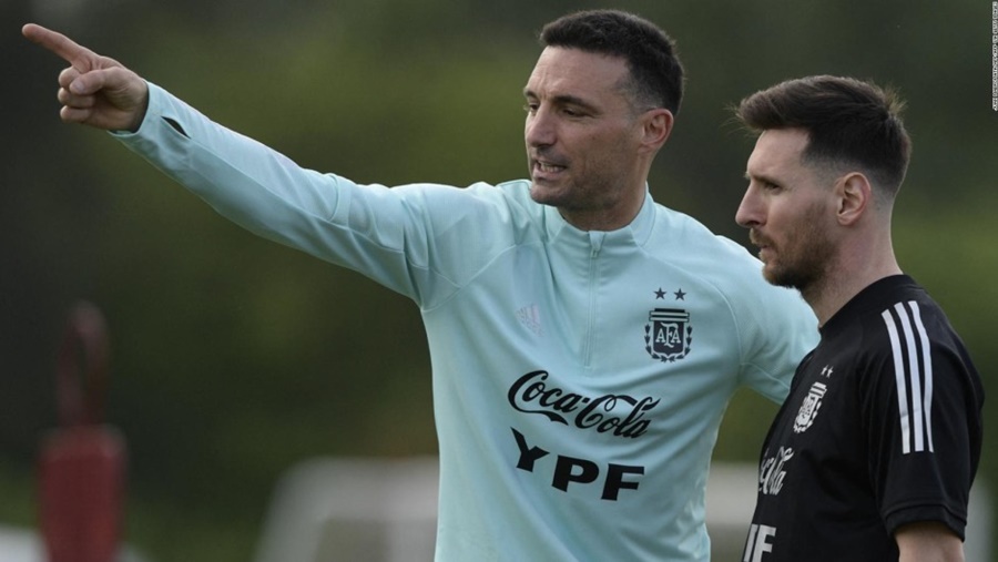 Scaloni: “Lo más importante es que ellos disfruten jugar con esta camiseta”