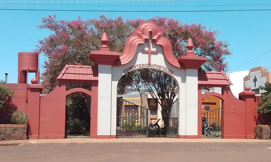 Saqueador de tumbas en Apóstoles fue detenido con lápidas robadas