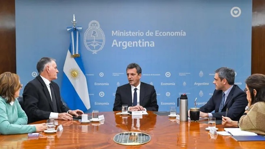 Preparan alivio Fiscal: Ganancias, Massa quiere que solo paguen un millón de trabajadores