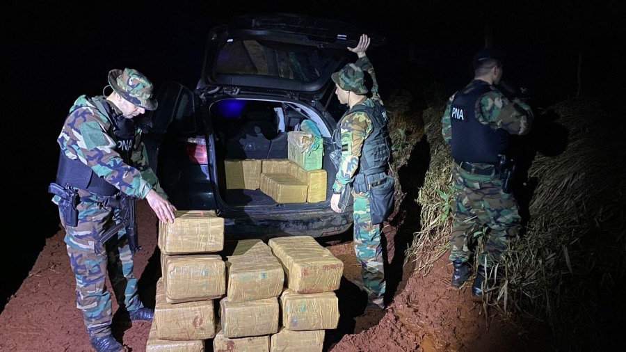 Operativo en Misiones: Prefectura Naval Argentina decomisó un cargamento millonario de marihuana