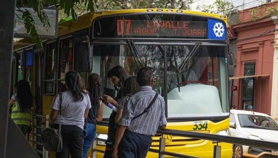 Misiones: El Gobierno Provincial interviene en las negociaciones y no habrá paro de colectivos