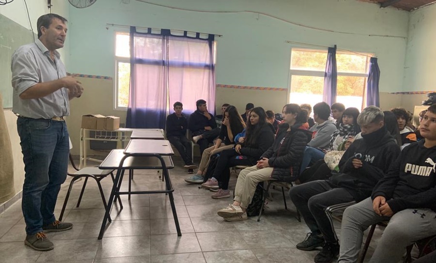 El RENATRE realizó una capacitación sobre el nuevo WhatsApp y sobre derechos y obligaciones, en Junín