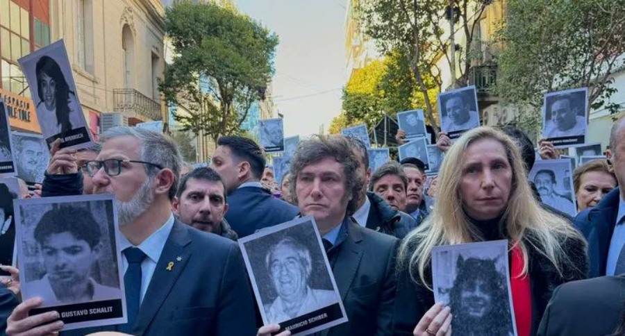 El Presidente Javier Milei participó del acto por los 30 años del atentado a la AMIA
