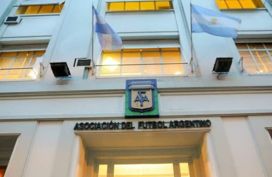 La AFA analiza cambios: Podría haber cuatro descensos en la Liga Profesional de Fútbol 2025