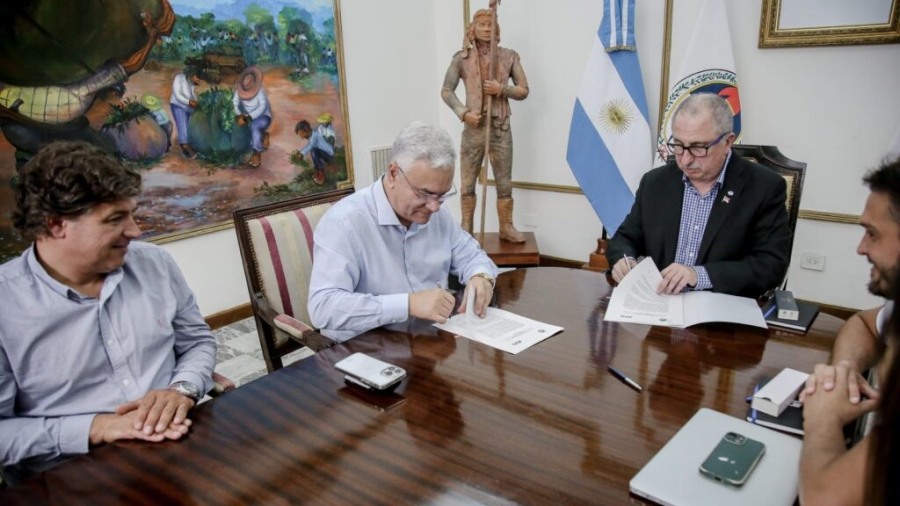 La provincia de Misiones firmó un convenio marco de cooperación con el IICA para trabajar por el desarrollo y fortalecimiento del sector agropecuario
