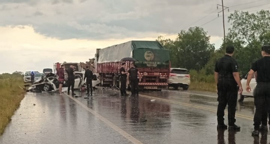 Un conductor falleció sobre la Ruta Nacional N° 14 tras una colisión frontal en la localidad misionera de Campo Ramón