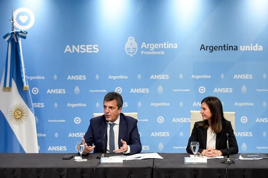 Anunciaron un aumento del 15,6% en las jubilaciones más un bono de 10 mil pesos por tres meses