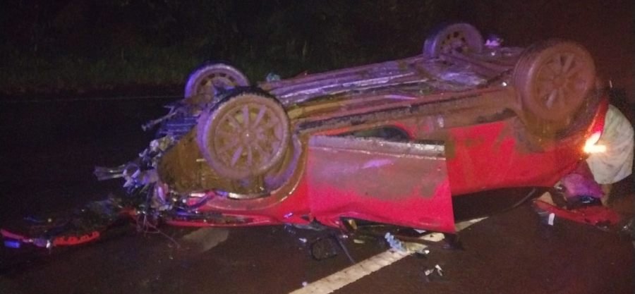 Mado: Siniestro vial sobre la Ruta Nacional N° 12, un automóvil despistó y terminó fuera de la calzada, como consecuencia, dos mujeres resultaron lesionadas