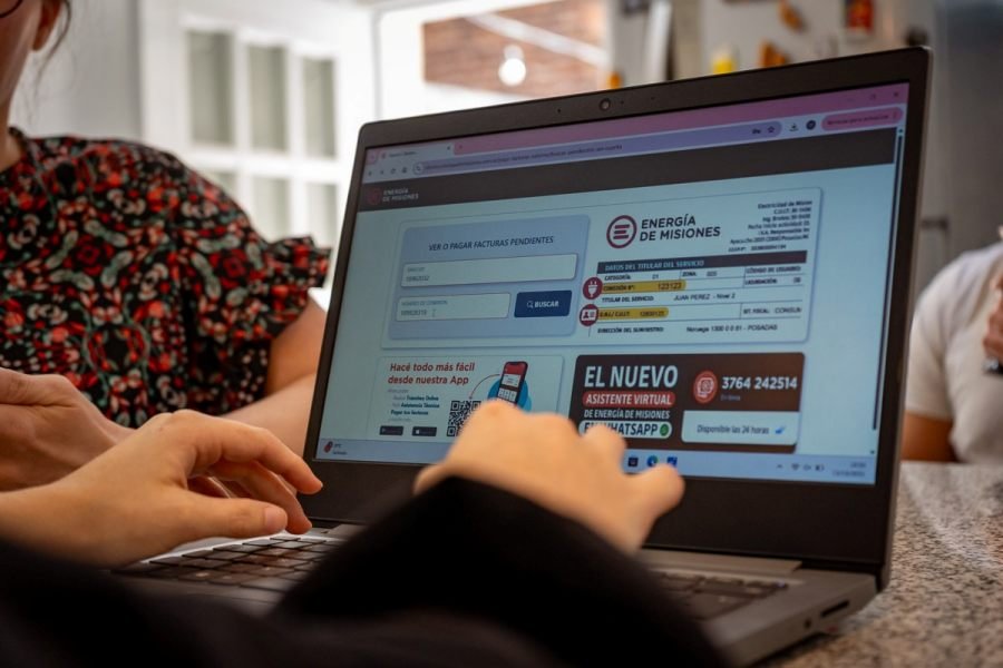Adiós al papel: Más de doscientos mil usuarios ya usan los canales digitales de Energía de Misiones