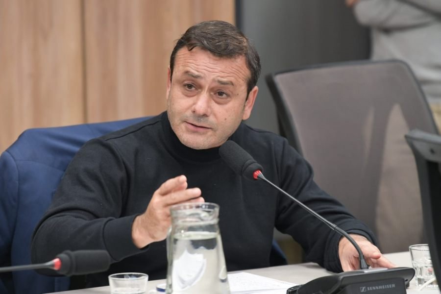 Herrera Ahuad busca declarar la emergencia educativa nacional por cinco años