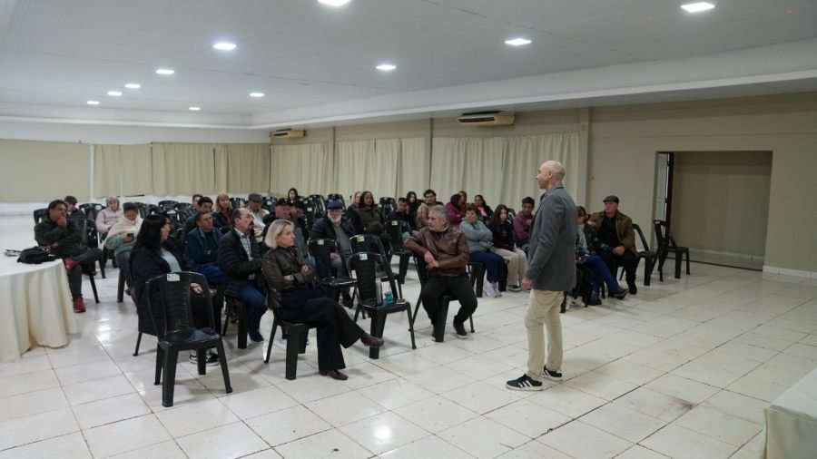 Apóstoles: Impulsan nuevas estrategias de comercialización para productores de pescado de cultivo