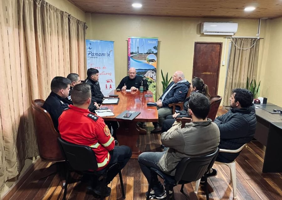 La Policía de Misiones fortalece el plan de emergencia ante la crecida del río Uruguay y el posible impacto de la corriente del Niño