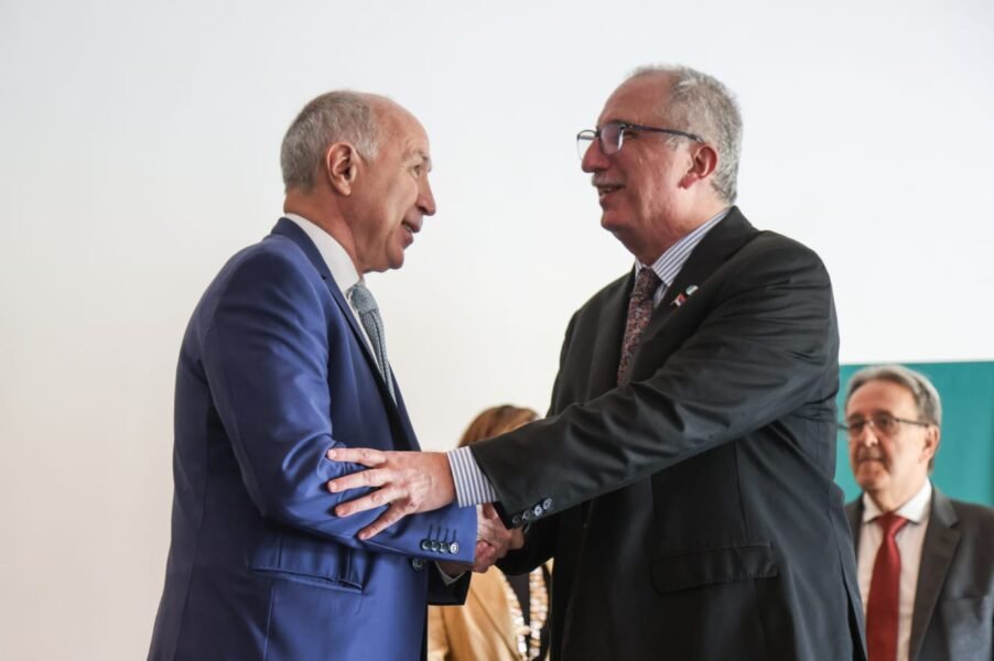 Misiones recibió a Juristas Internacionales en el Congreso por la década del Código Civil y Comercial