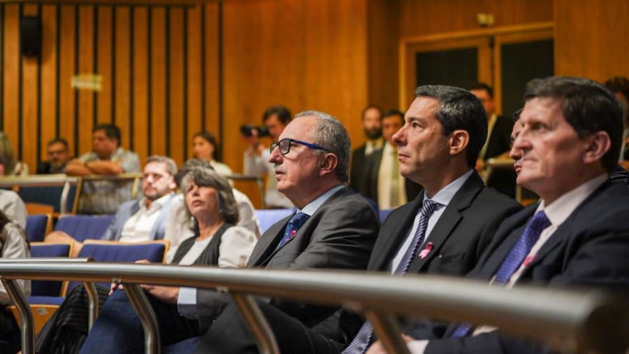 “El Presupuesto expresa la racionalidad del modelo que Misiones cultiva desde hace años”, lo señaló el Gobernador Hugo Passalacqua