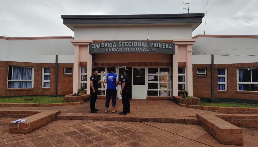 Robó en una zapatería y un kiosco de la localidad misionera de Puerto Rico, terminó detenido y recuperaron varios objetos