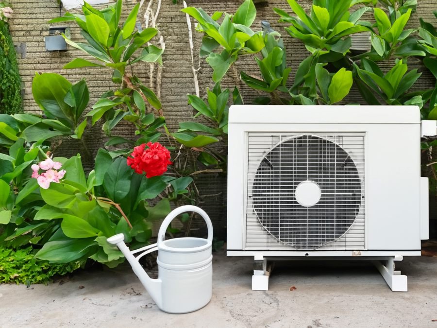 Cómo reutilizar el agua del aire acondicionado: ¿Se la puede utilizar en riego de plantas, limpieza de pisos y superficies e incluso para lavar el automóvil?