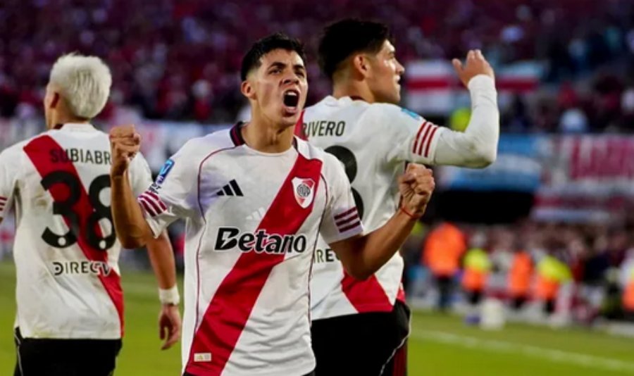 Torneo Apertura: River Plate goleó 3 a 0 a Belgrano de Córdoba y es escolta de la mano del Chacho Coudet