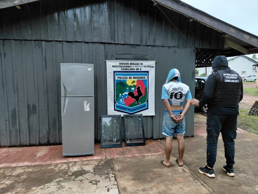 Misiones: Detuvieron a un joven de 18 años que estaría involucrado en el robo a una vivienda en la localidad de Candelaria, se recuperó los elementos sustraídos