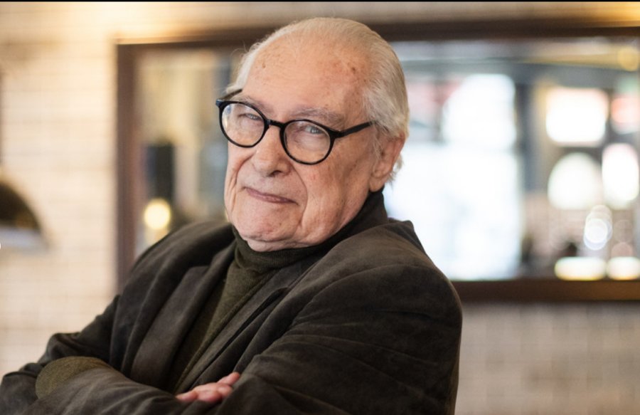 Adiós a Rómulo Berruti, el hombre que llevó el cine a la TV y que hizo de las críticas de películas un hilván de historias bien contadas, tenía 88 años