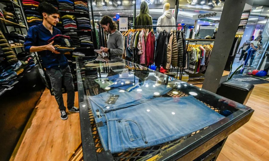 Posadas se prepara para una nueva edición de El Reventón con más de mil comercios adheridos, se realizará del 9 al 12 de Abril