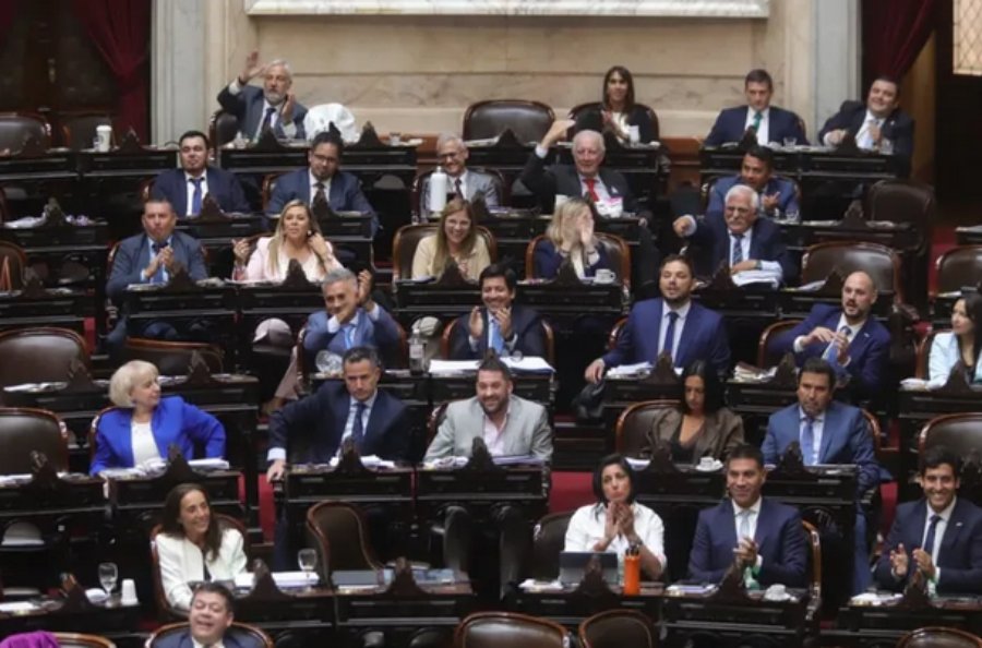 Con 203 votos a favor y 42 en contra: Con respaldos oficialistas y opositores, Diputados dio media sanción al acuerdo Mercosur y la Unión Europea