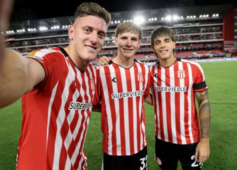 Con un triplete de Gaich, Estudiantes de La Plata aplastó 5 a 0 a Central Córdoba por el Torneo Apertura