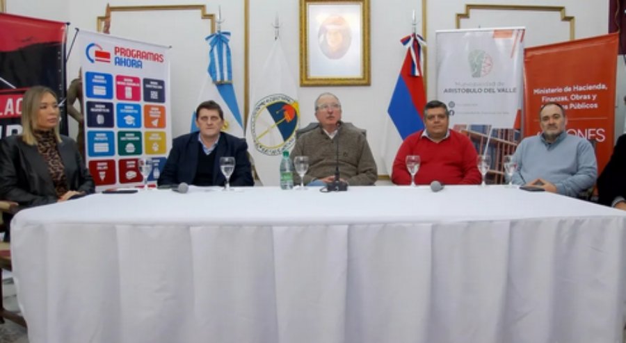 El Gobernador Hugo Passalacqua lanzó una nueva edición del Black Friday en la localidad de Aristóbulo del Valle: “Apuntamos a hacer crecer el empleo”