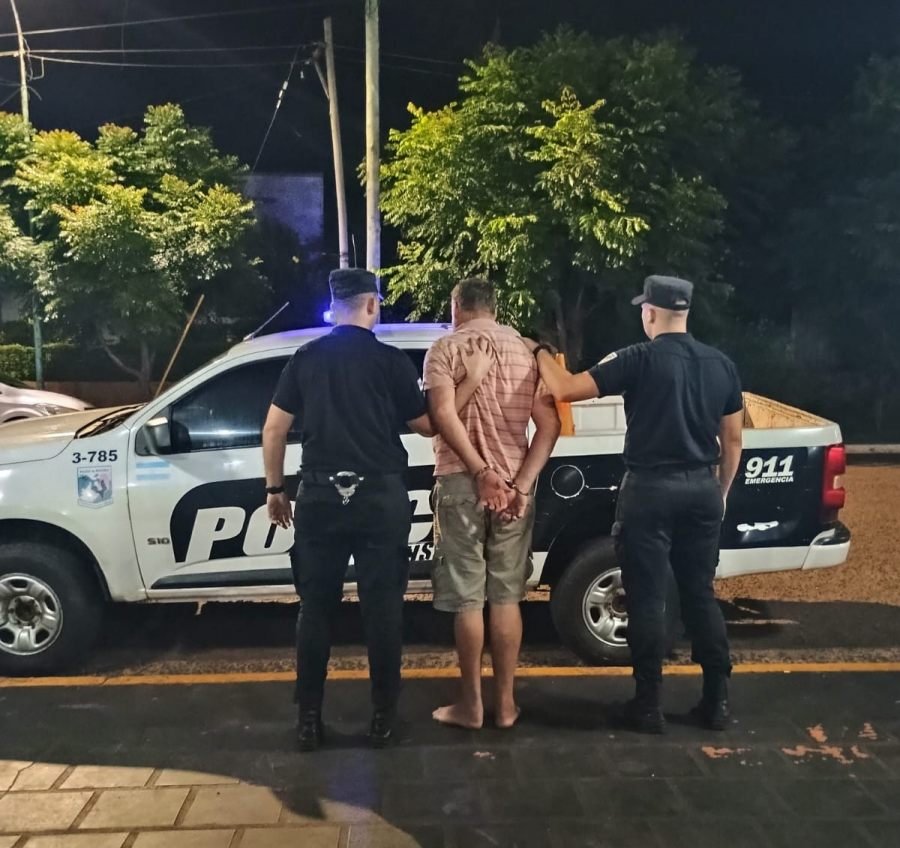 Apóstoles: Un hombre de 59 años, habría conducido alcoholizado, despistó sobre la Ruta Provincial N° 1 y terminó detenido