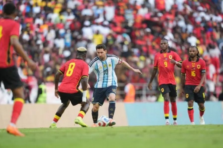 Con goles de Lautaro Martínez y Lionel Messi, Argentina se impuso ante Angola en Luanda