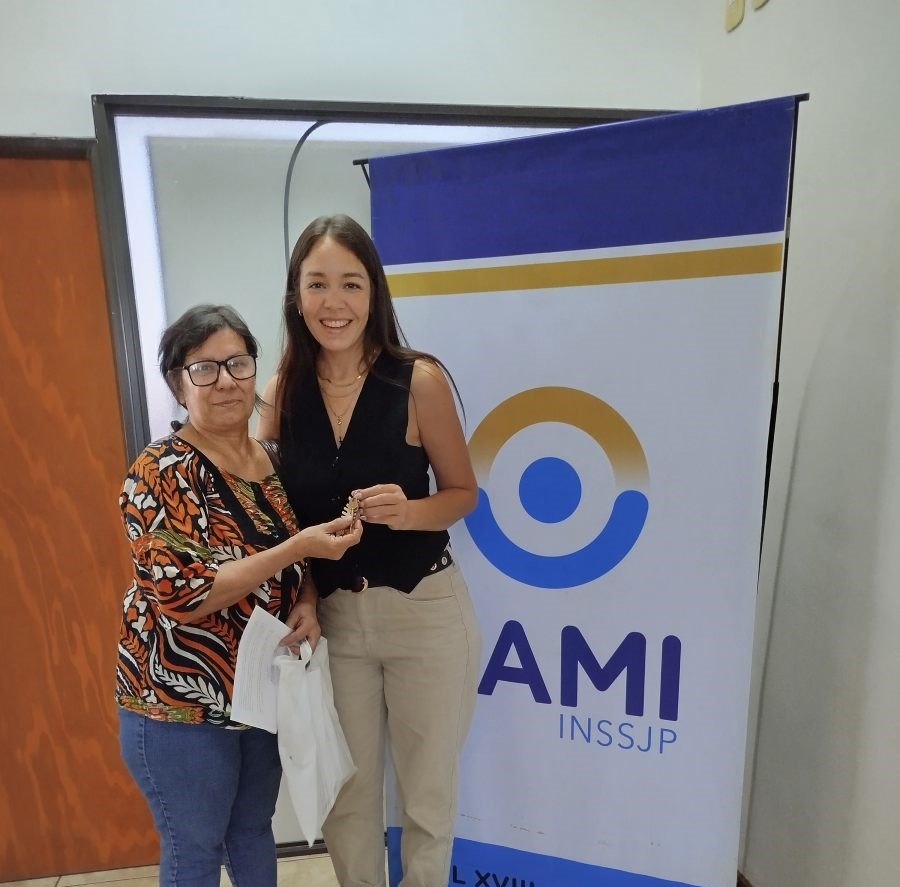 PAMI Misiones entregó las llaves de una vivienda en la ciudad de Posadas