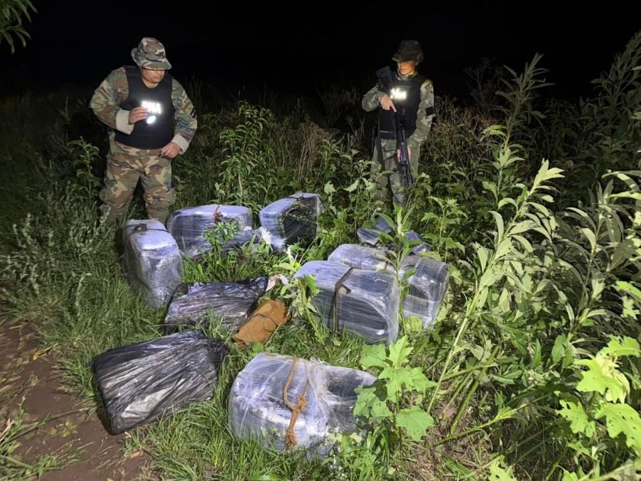 Misiones: Prefectura Naval Argentina incautó un millonario cargamento de droga, el valor de lo secuestrado supera los 623 millones de pesos