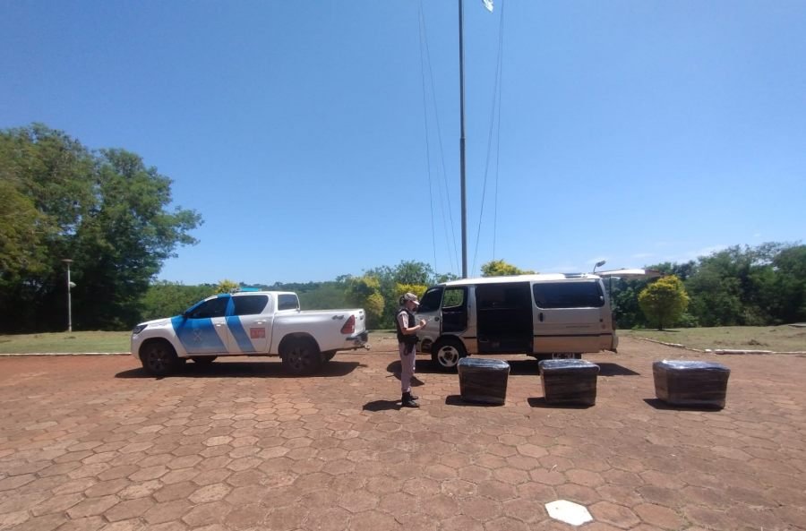 Misiones: Prefectura Naval Argentina incautó más de 110 kilos de droga y detuvo a una persona