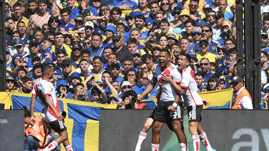 River Plate le ganó 2 a 0 a Boca Juniors en La Bombonera, en el superclásico de la séptima fecha de la Copa de la Liga Profesional de Fútbol