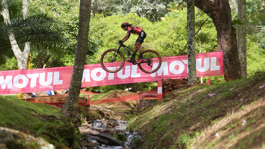 Quirós y Valdéz listos para la segunda fecha de la Copa del Mundo de Mountain Bike World Cup Series que se corre en la ciudad brasileña de Araxá