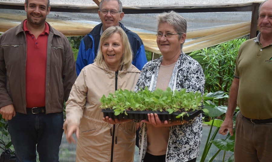 El Instituto de Macroeconomía Circular y el Municipio apóstoleño entregaron Plantines a Productores del Municipio