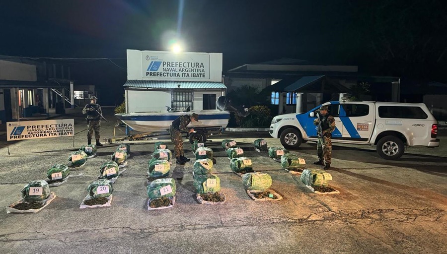 Corrientes: Prefectura Naval Argentina secuestró un cargamento de más de 320 kilos de cogollos, la droga está valuada en más de 694 millones de pesos