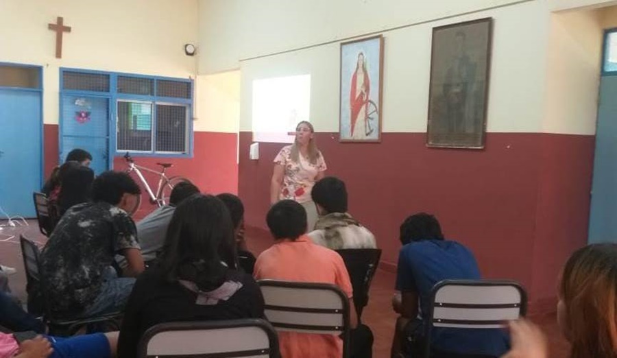 Apóstoles: Impulsadas por la Secretaría de Desarrollo Social Municipal, se iniciaron las Charlas Taller de Salud Sexual y Reproductiva en instituciones educativas del nivel secundarios