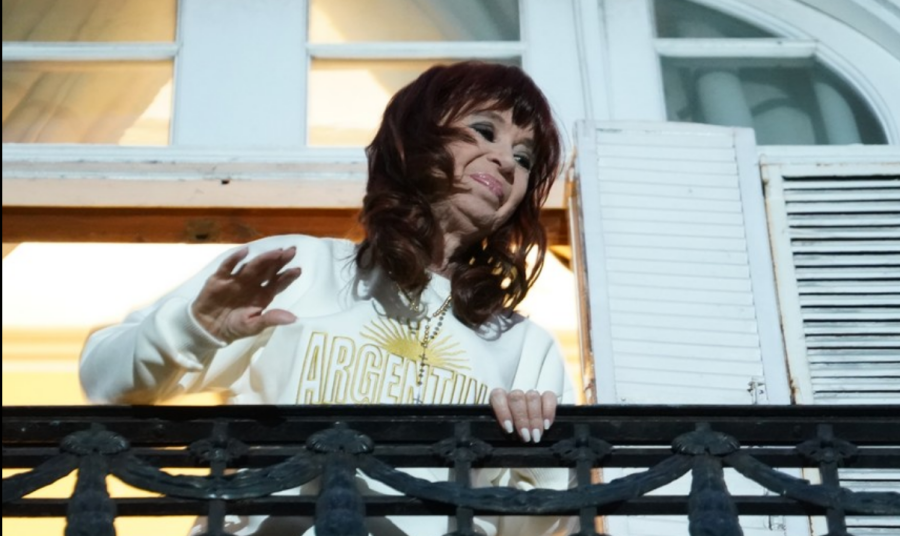 Los peritos de la Corte determinaron que Cristina Fernández de Kirchner y los condenados por Vialidad deberán devolver más de 500 millones de dólares