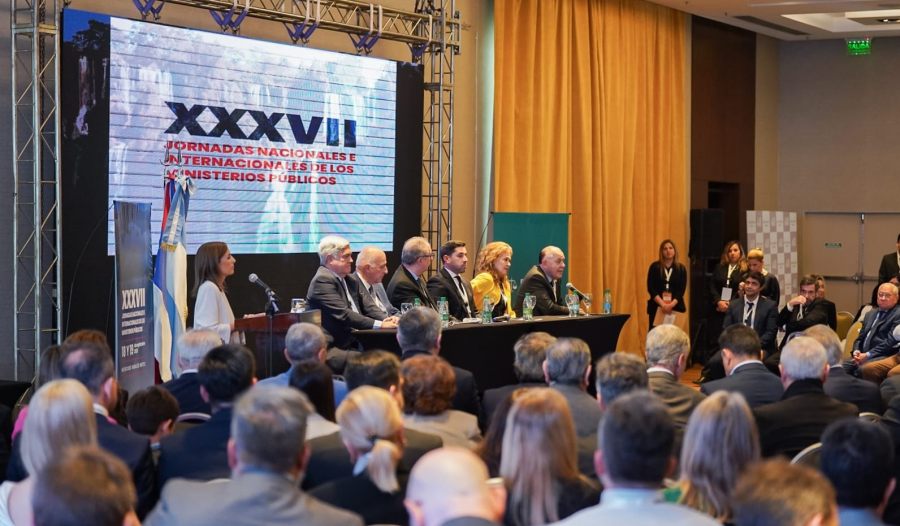 XXXVII Jornadas Nacionales e Internacionales de los Ministerios Públicos: El Gobernador Passalacqua destacó la autarquía y autonomía del Ministerio Público Fiscal, contempladas en el presupuesto 2026