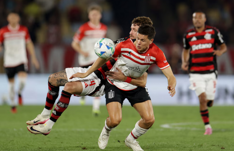 Estudiantes de La Plata perdió 2 a 1 con Flamengo en el Maracaná por la ida de los cuartos de final de la Libertadores